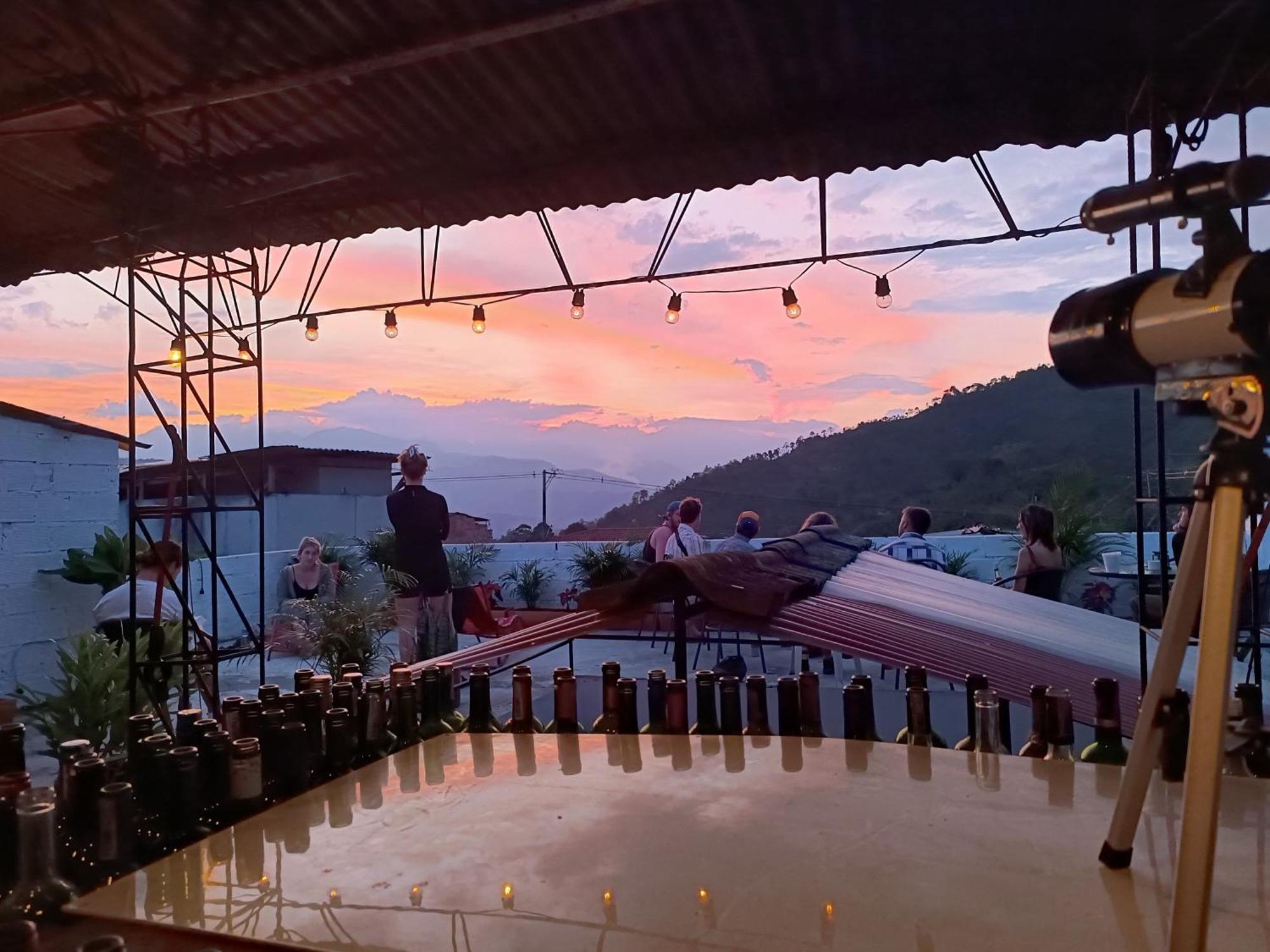 Magic Jardin Hostel - Patio, Balcony & Rooftop Екстериор снимка