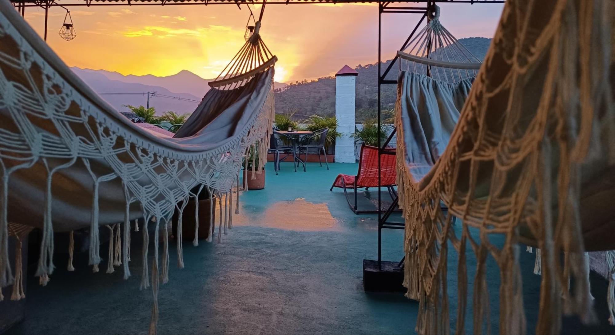 Magic Jardin Hostel - Patio, Balcony & Rooftop Екстериор снимка