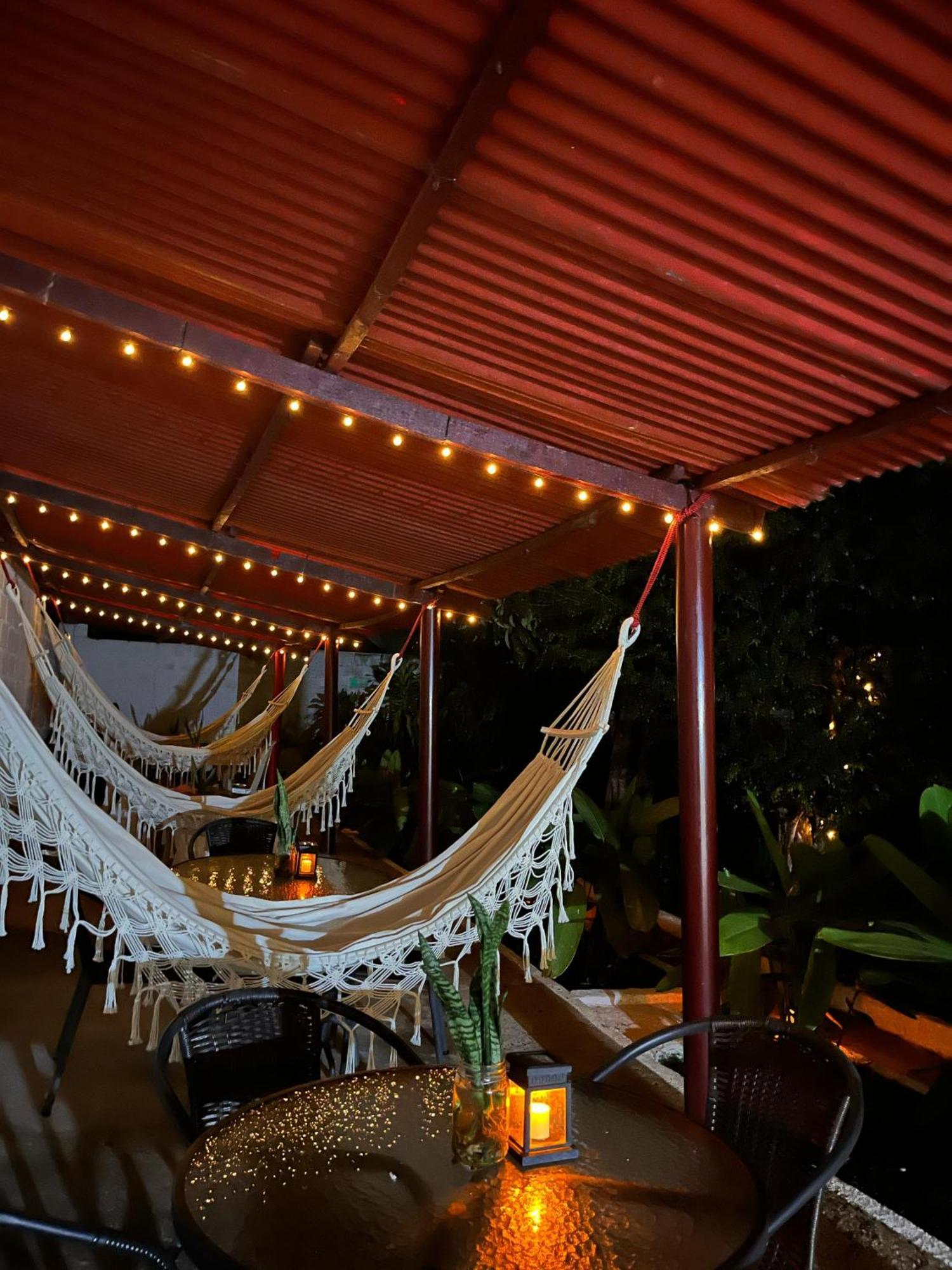 Magic Jardin Hostel - Patio, Balcony & Rooftop Екстериор снимка